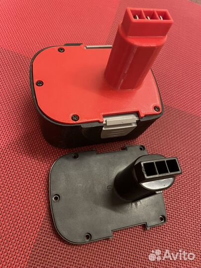 Крышка аккумулятора шуруповерта Интерскол 12V