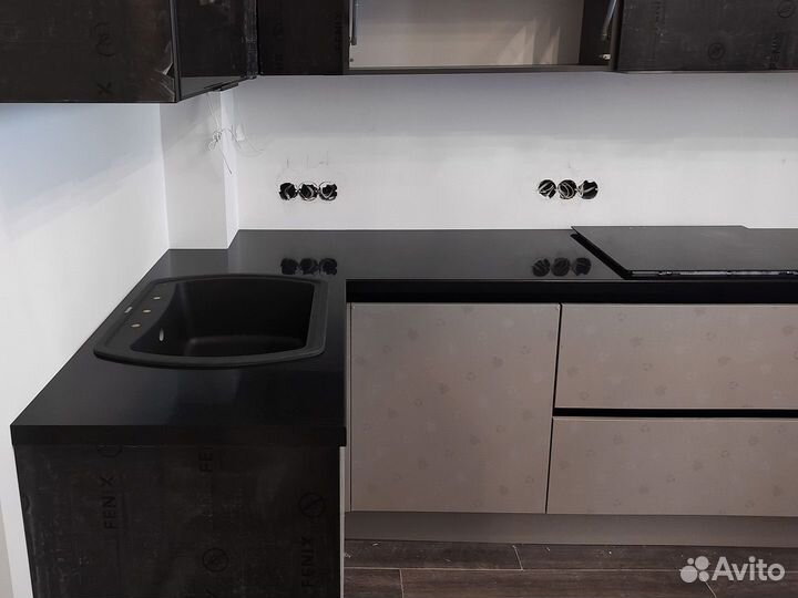 Столешница из искусственного камня м2