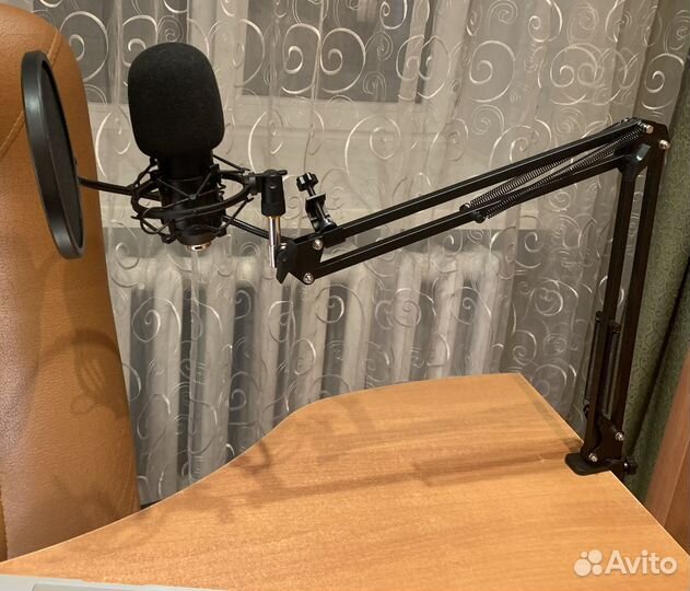 Микрофон SunWind SW-SM400G