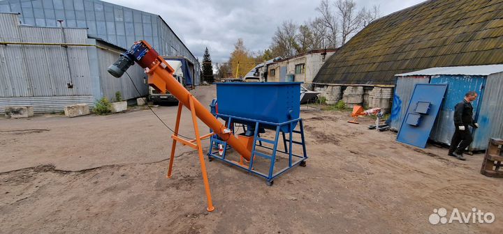 Смеситель с транспортером для сыпучего сырья