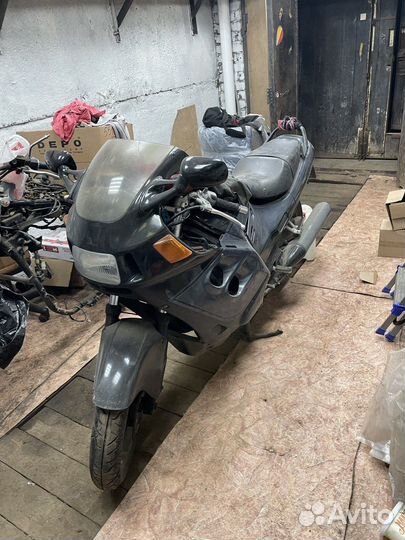 Honda CBR 750 Hurricane