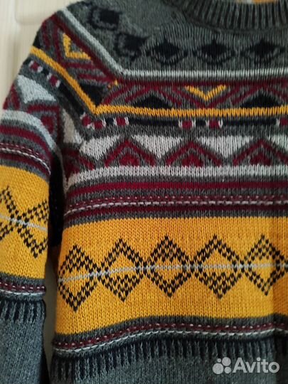 Свитер женский 46