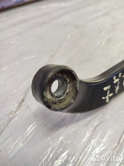 Поводок дворника Seat Toledo