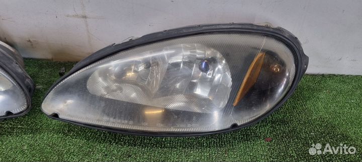 Фара Крайслер PTcruiser