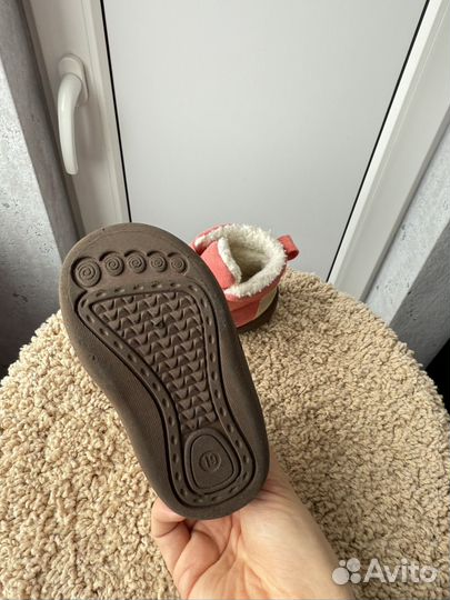 Ботинки демисезонные для девочки 23 размер