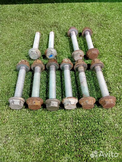 Болт подвески (комплект) задний Audi Tt 8N BAM