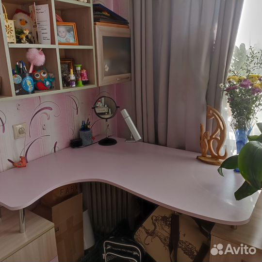 Школьный уголок