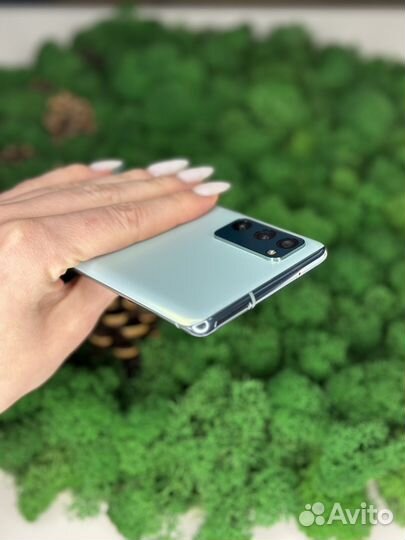 Samsung Galaxy S20 FE, 6/128 ГБ