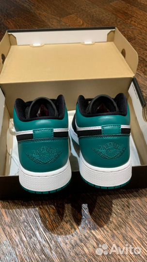 Nike air jordan 1 low mystic green 7US