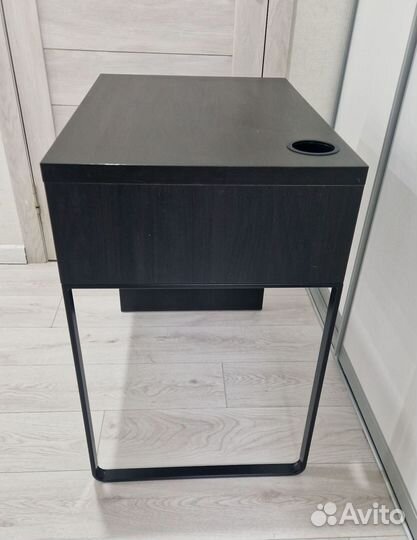 Компьютерный столик IKEA