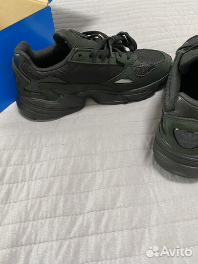 Кроссовки женские adidas falcon w