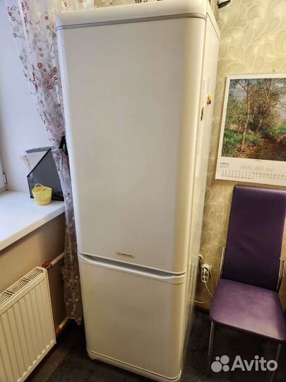 Холодильник Ariston
