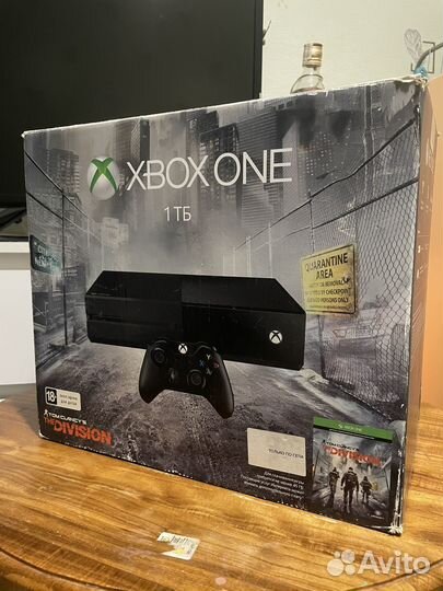 Xbox one 2 геймпада 1tb + комиксы