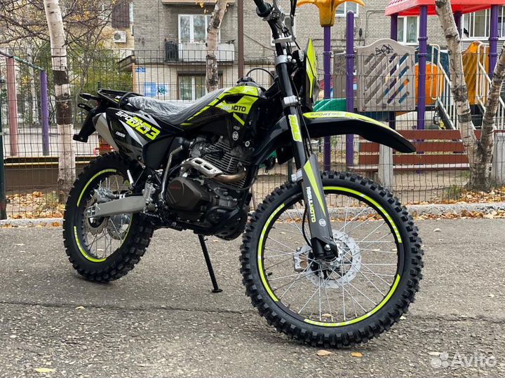 Мотоцикл Regulmoto Sport-003 300 PR