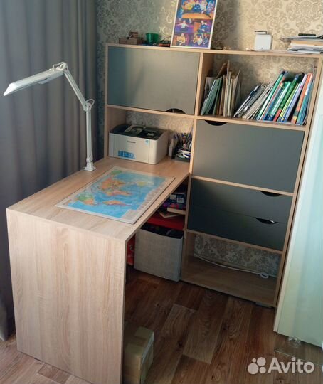 Продам стол