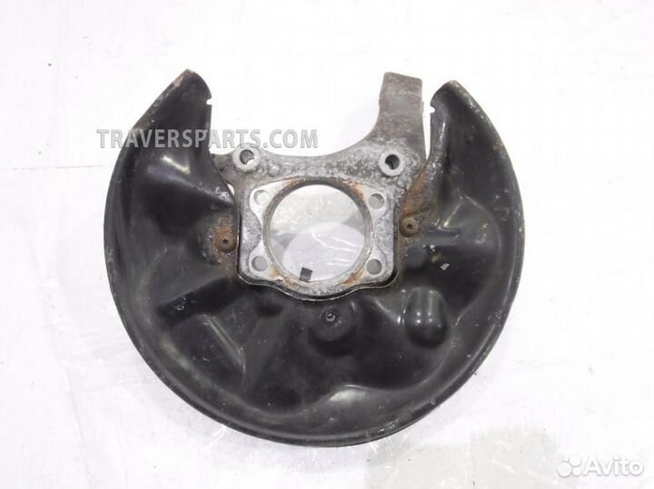 Кулак задний левый 4E0505435C