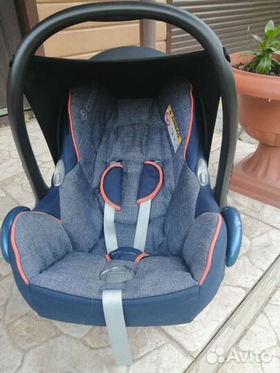 Автолюлька maxi cosi cabriofix (0-13кг)