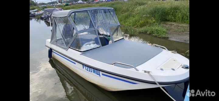 Продам лодку с мотором