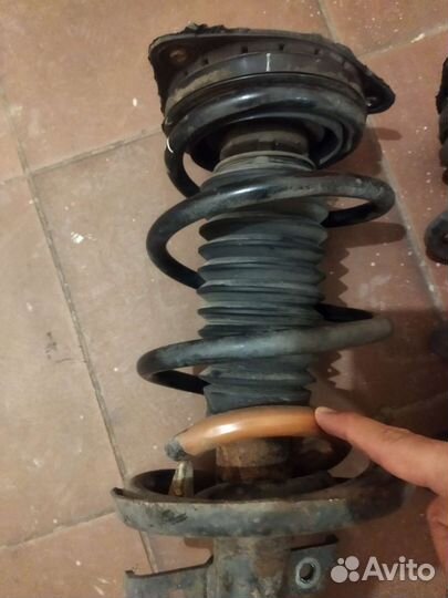 Амортизатор передний рено Лагуна 3