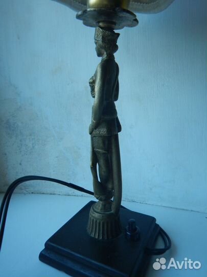 Лампа настольная старинная