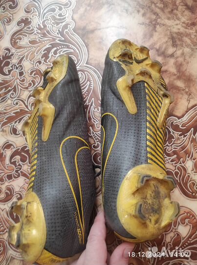 Футбольные бутсы nike 24,5 см