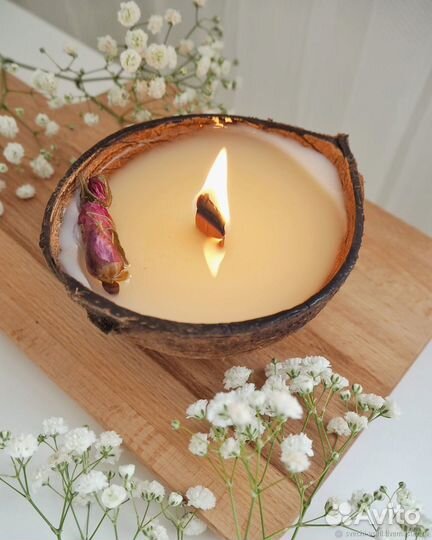 Свеча в кокосе