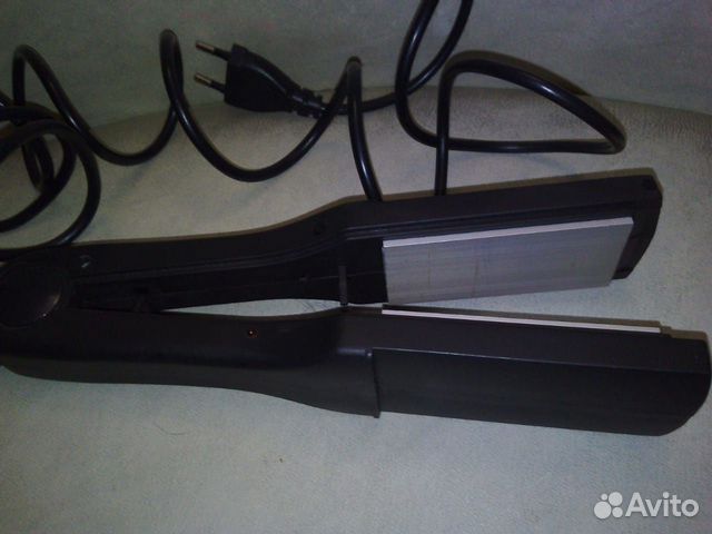 Утюжок выпрямитель для волос