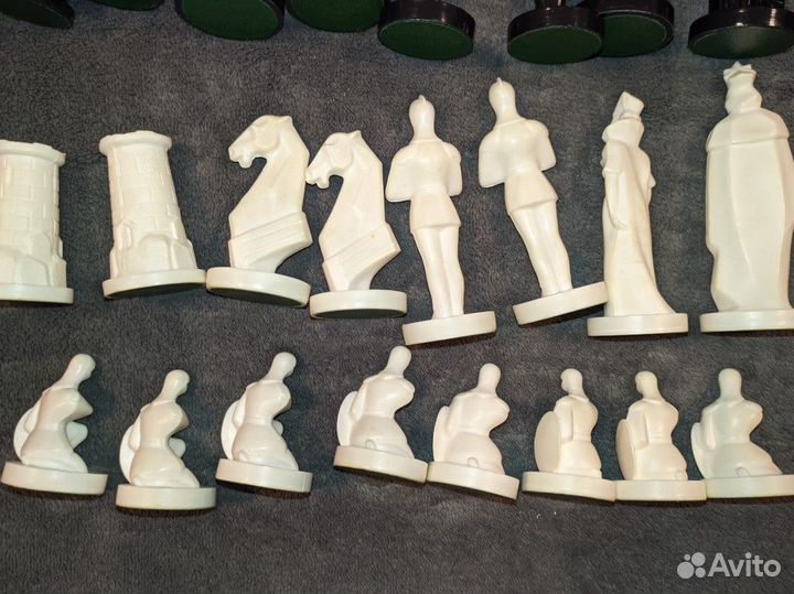 Шахматные фигуры 