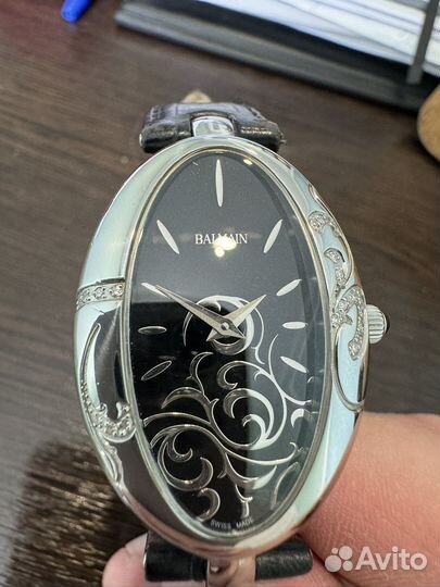 Часы с бриллиантами