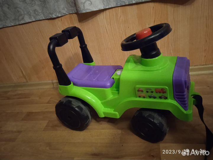 Машинка-каталка