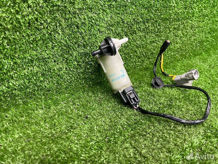 Насос (моторчик) омывателя стекла Mitsubishi ASX