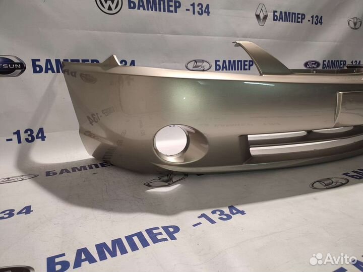 Бампер передний kia spectra золотисто бежевый