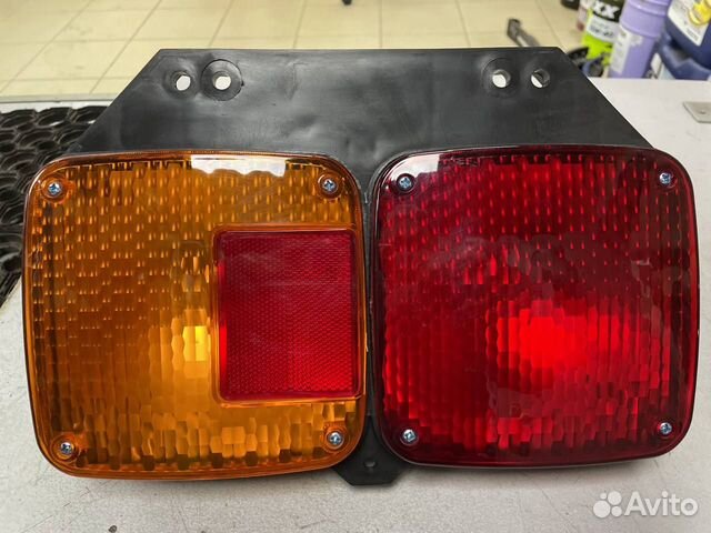 Задний фональ LH hino500 hino700 ranger profia 219