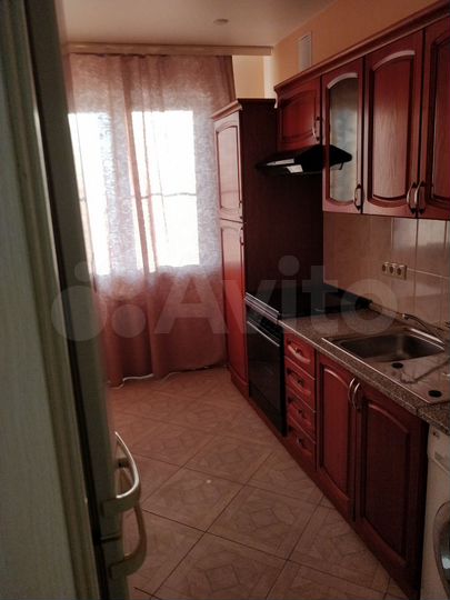 1-к. квартира, 42 м², 3/5 эт.