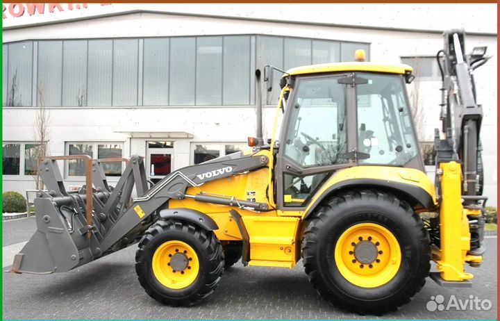 Правое стекло на экскаватор Volvo BL61 BL71