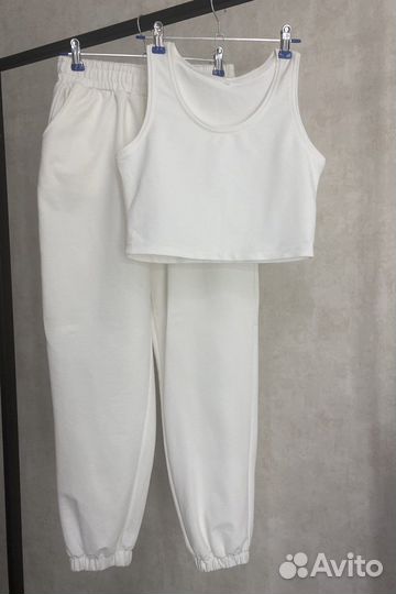 Спортивный костюм женский новый