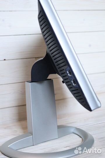 Монитор dell 1704FPVt Silver/Black