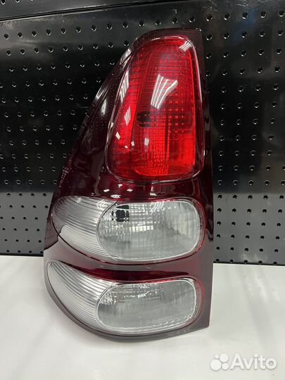Фонарь задний левый LC prado 120 2002-2009