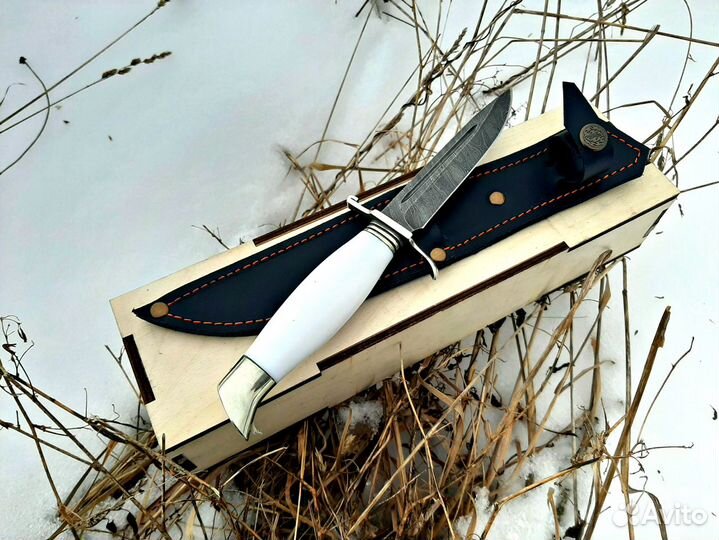 Финка нквд Дамасская Сталь Белый Акрил с Коробом