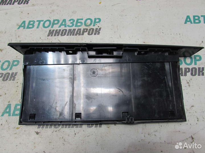 Ящик передней консоли для Mazda BT-50 2006-2012г