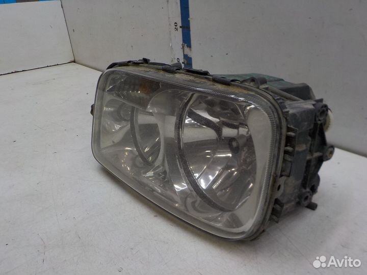Фара левая Mercedes-Benz Actros 2008