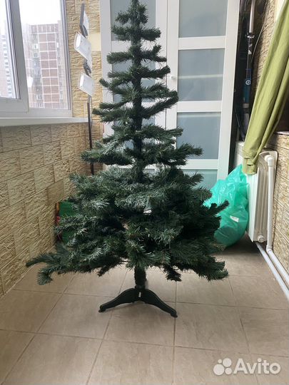 Елка искусственная