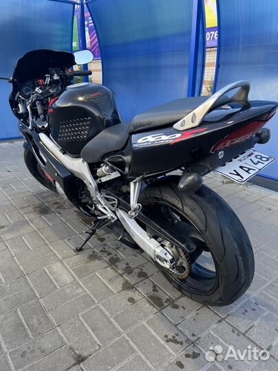 Honda cbr 600 f4