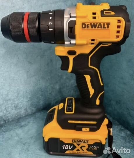 Набор аккумуляторных инструментов DeWalt 2в1