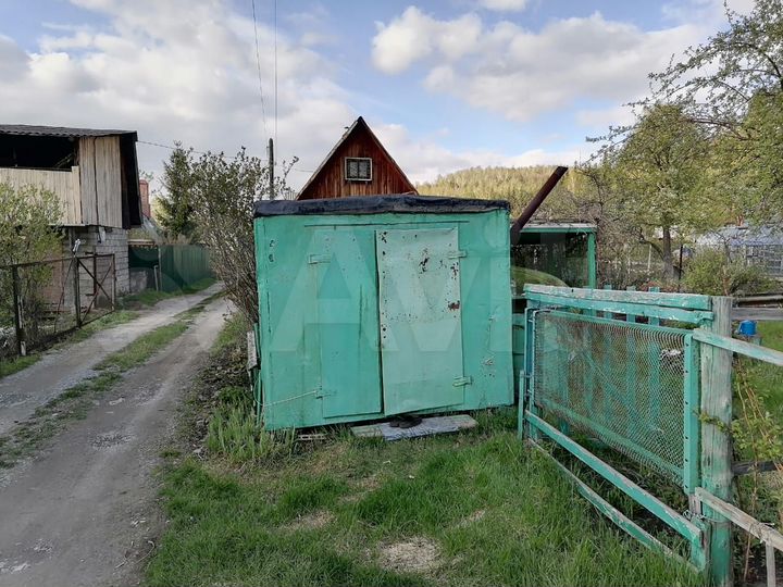 Участок 4 сот. (СНТ, ДНП)