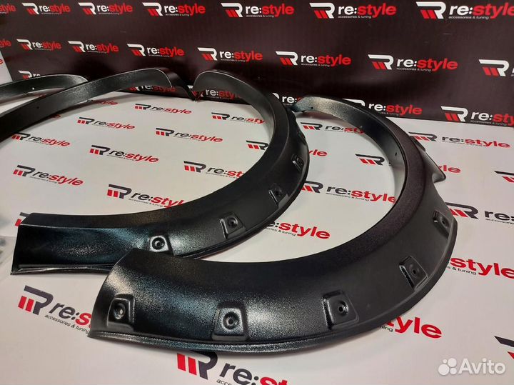 Фендера Mitsubishi L200 2007-2016 S1687