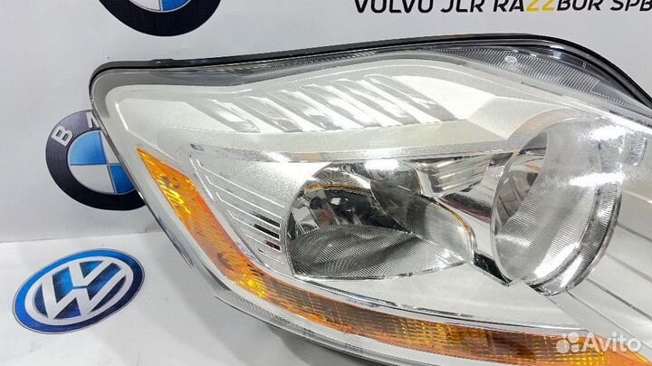 Фара передняя правая галоген Ford Kuga 1 2008-2012