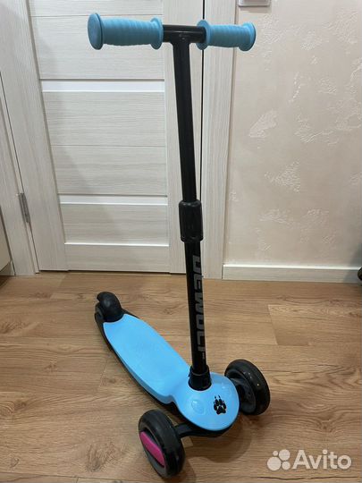 Самокат детский трехколесный