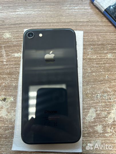 iPhone 8, 64 ГБ