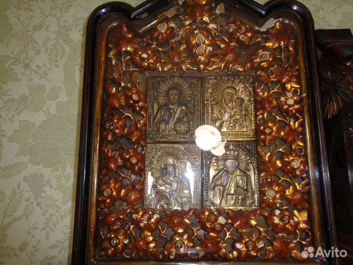 Иконы в латунных окладах; два комплекта